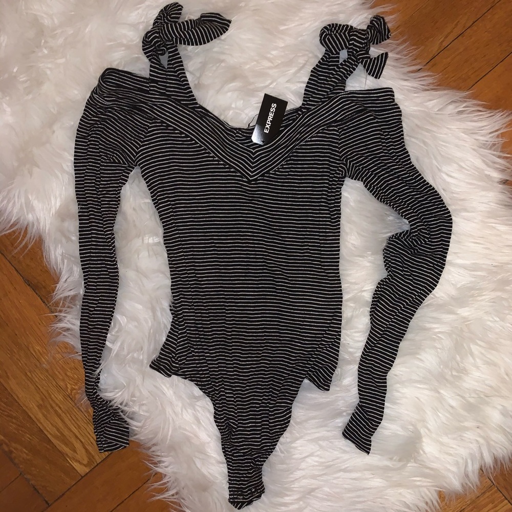 Express bodysuit
